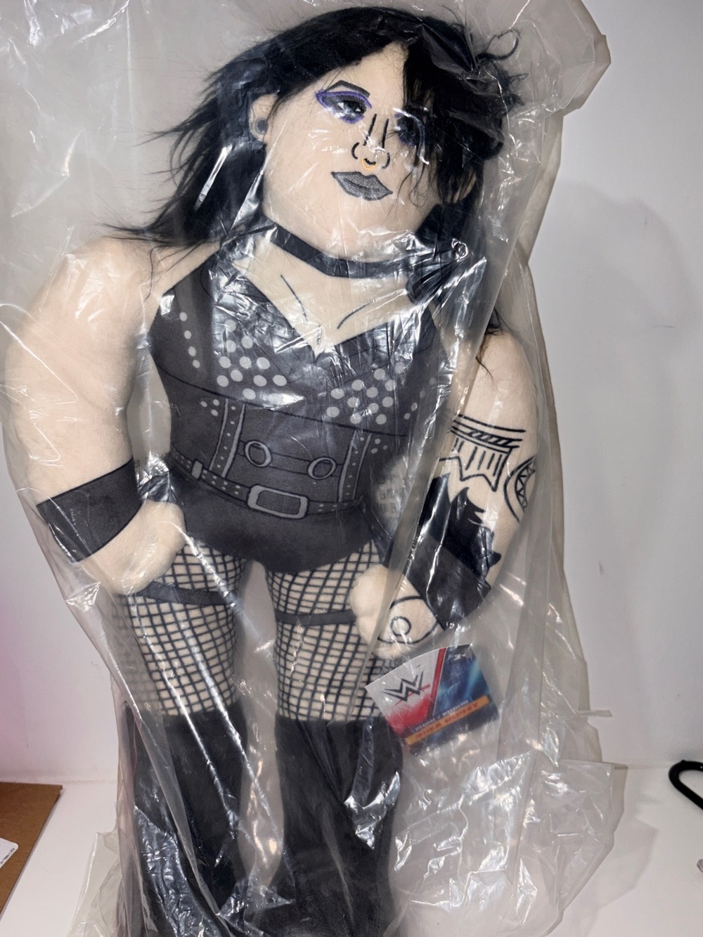 BNWT WWE 23" PLUSH RHEA RIPLEY